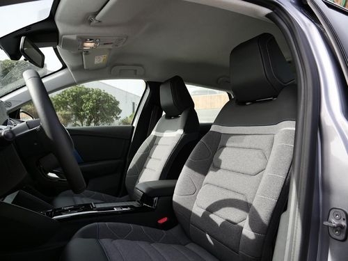 Citroen e-C4 X - Photo 29