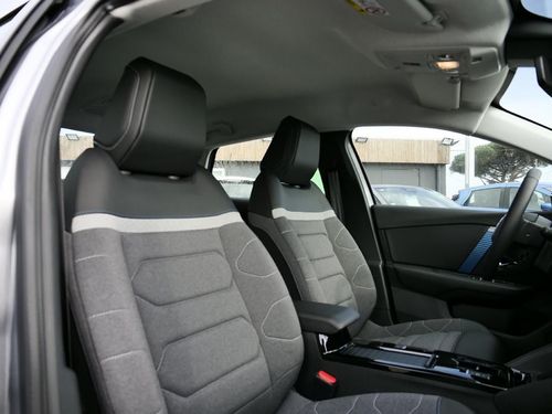 Citroen e-C4 X - Photo 32