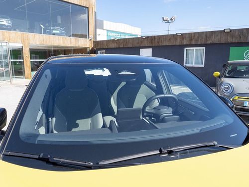 Volvo EX30 - Photo 11