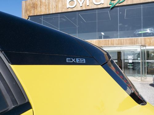 Volvo EX30 - Photo 12