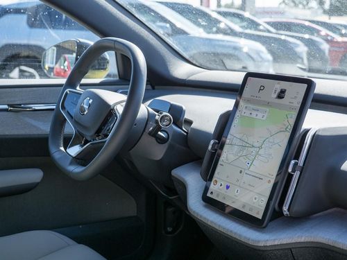 Volvo EX30 - Photo 21