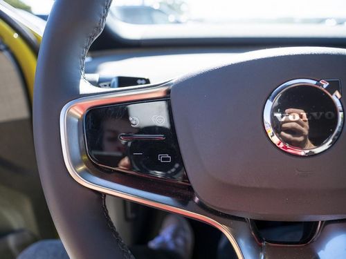 Volvo EX30 - Photo 31