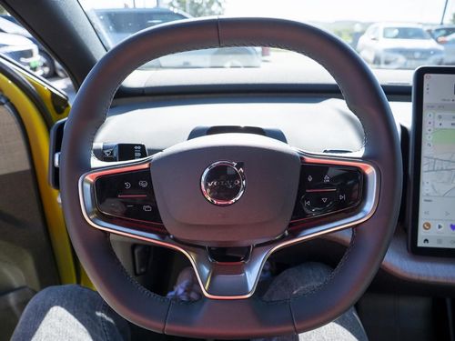 Volvo EX30 - Photo 33