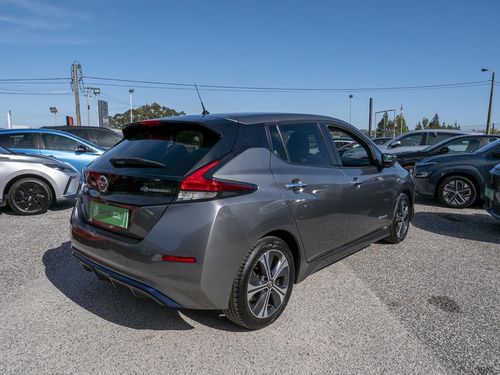 Nissan Leaf - Photo 5