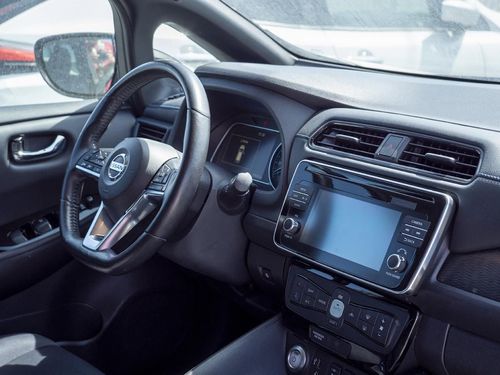 Nissan Leaf - Photo 18