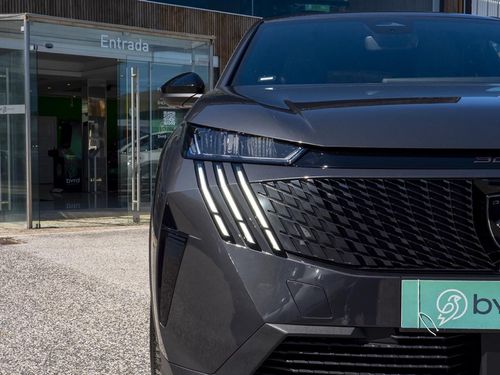 Peugeot E-3008 - Photo 5