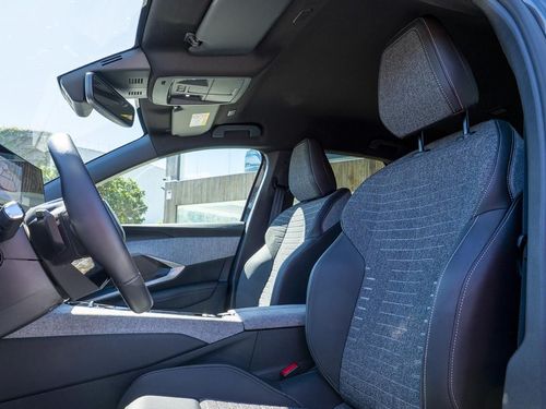 Peugeot E-3008 - Photo 21