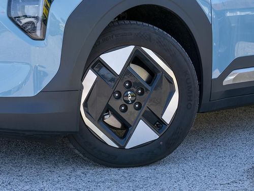 Kia EV3 - Photo 2