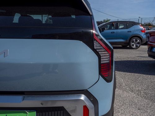 Kia EV3 - Photo 11