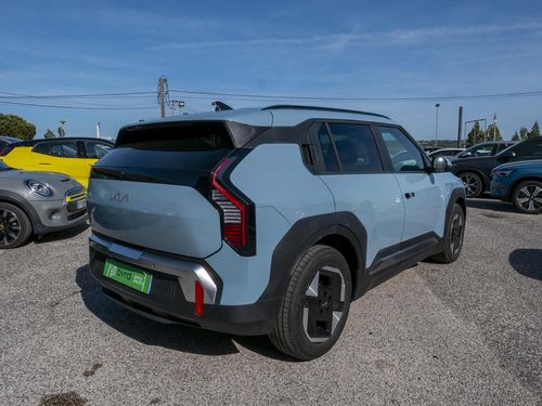 Kia EV3 - Photo 14