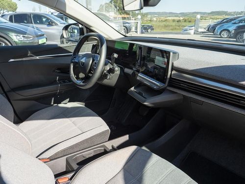 Renault Mégane E-Tech - Photo 18