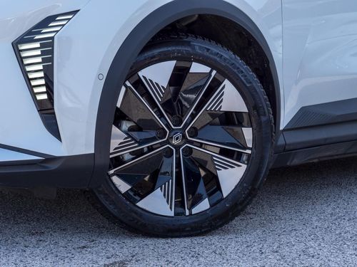 Renault Scénic E-Tech - Photo 2