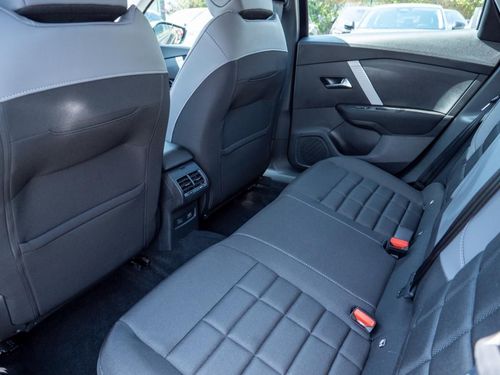 Citroen e-C4 - Photo 22