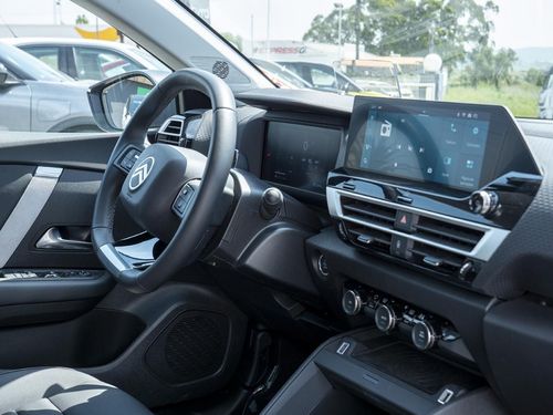 Citroen e-C4 - Photo 12