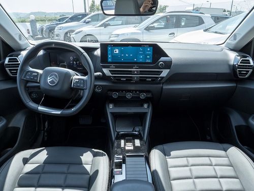 Citroen e-C4 - Photo 14