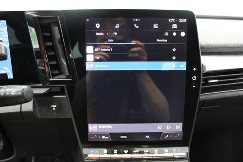 Renault Mégane E-Tech - Photo 24