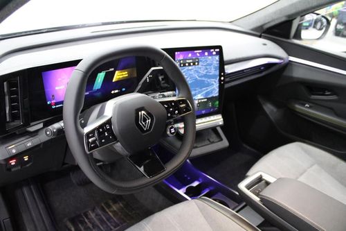 Renault Scénic E-Tech - Photo 12