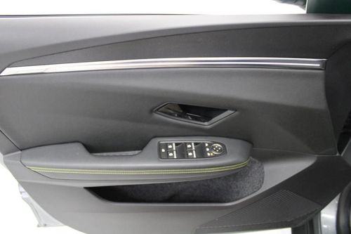 Renault Scénic E-Tech - Photo 10