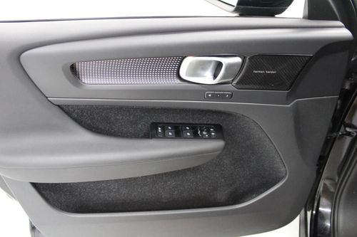 Volvo XC 40 - Photo 10