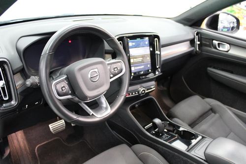 Volvo XC 40 - Photo 12