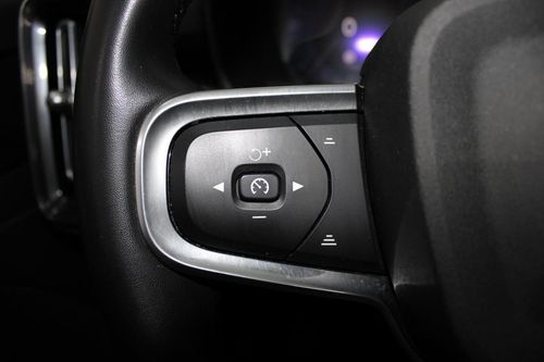 Volvo XC 40 - Photo 16