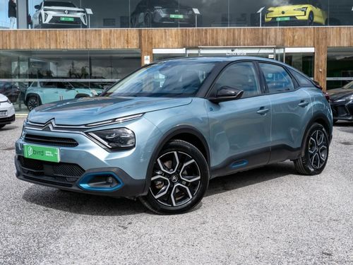 Citroen e-C4 X - Photo 2