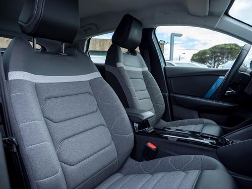 Citroen e-C4 X - Photo 19