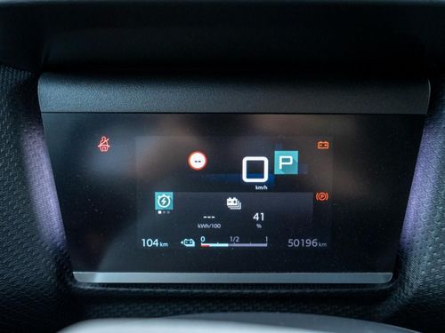 Citroen e-C4 X - Photo 31