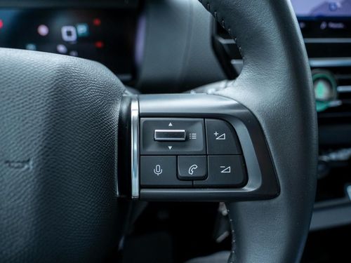 Citroen e-C4 X - Photo 30