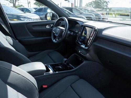 Volvo XC 40 - Photo 16