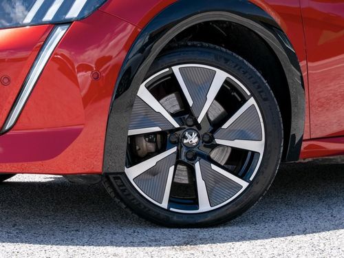 Peugeot e-208 - Photo 3