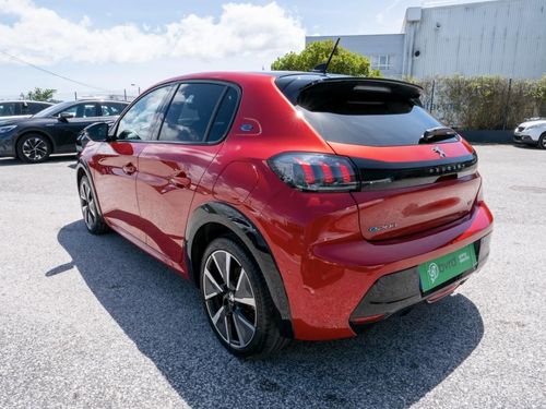Peugeot e-208 - Photo 9