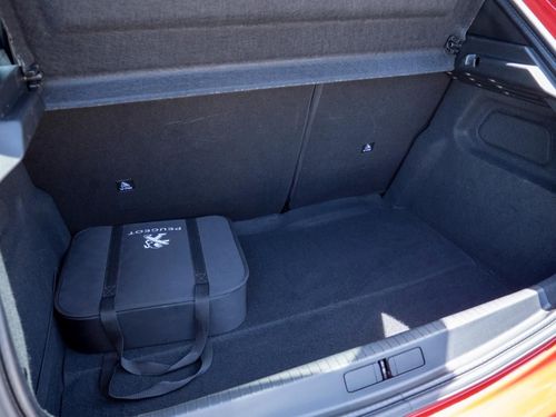 Peugeot e-208 - Photo 14