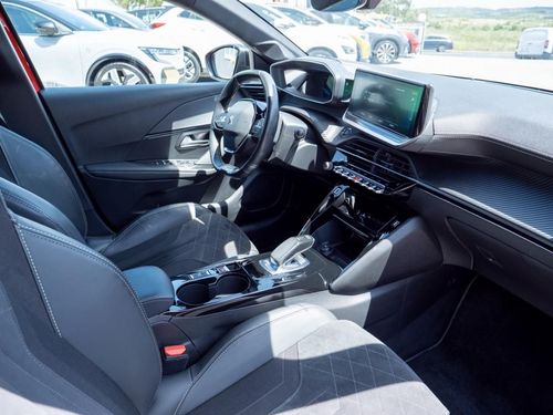 Peugeot e-208 - Photo 16