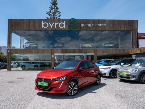 Peugeot e-208 - Photo 1