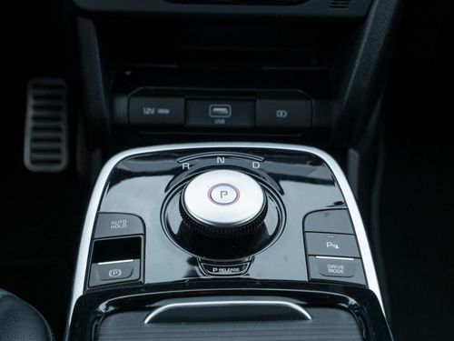 Kia e-Niro - Photo 28