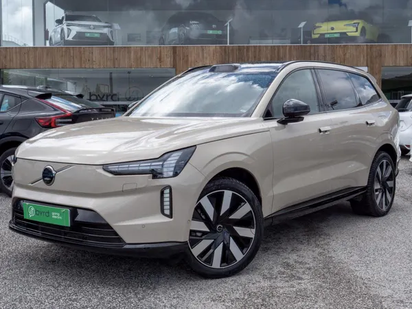 Volvo EX90 - Photo 3