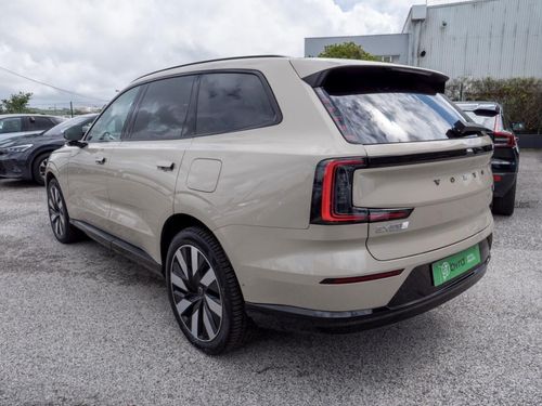 Volvo EX90 - Photo 9