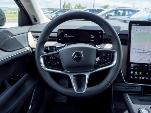 Volvo EX90 - Photo 39