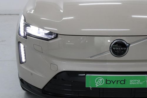 Volvo EX90 - Photo 3