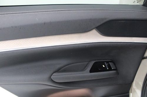 Volvo EX90 - Photo 15