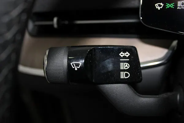 Volvo EX90 - Photo 22