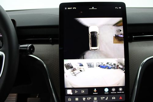 Volvo EX90 - Photo 26
