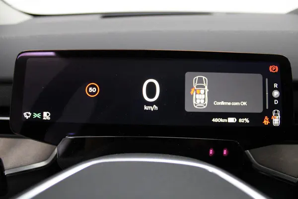 Volvo EX90 - Photo 24