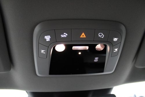 Volvo EX90 - Photo 38