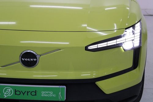 Volvo EX30 - Photo 4