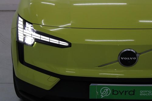 Volvo EX30 - Photo 3