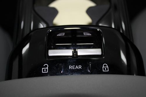 Volvo EX30 - Photo 21