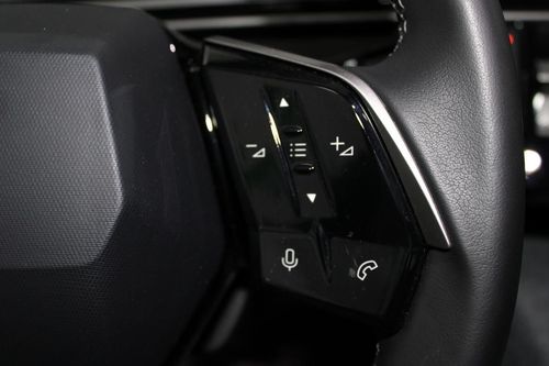 Peugeot E-3008 - Photo 16