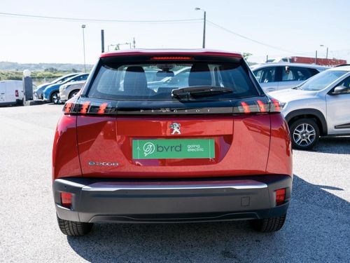 Peugeot e-2008 - Photo 10